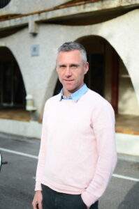 François Jaubert est le directeur de site et de production de Spe Vin Log